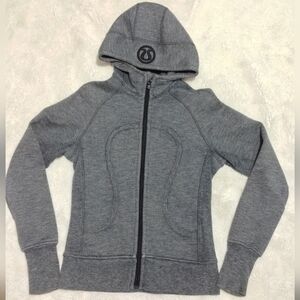 Lululemon Athletica | Classic Scuba Hoodie in Heathered Grey | Size 6